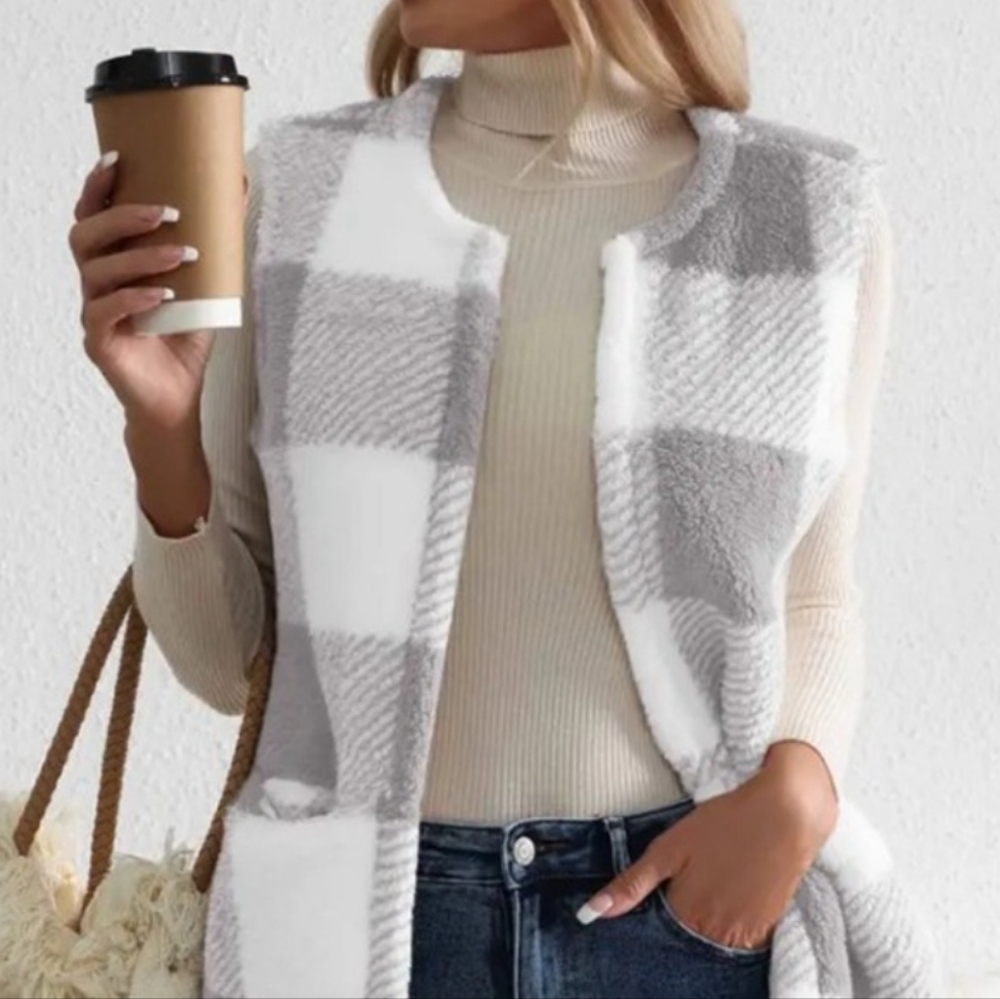 Ivy Sherpa Vest Coat - Gray - Picture 2 of 7